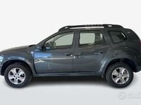 Usata Dacia Duster Lauréate 109 CV (80 kW) 2016 Grigio scuro SUV