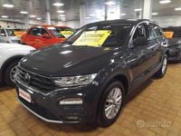 Usata VW T-Roc Business 110 CV (80 kW) 2020 Urano grey / pastello SUV