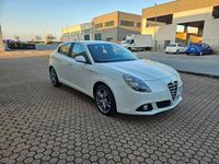 Usata Alfa Romeo Giulietta Business 105 CV (77 kW) 2015 Bianco Utilitaria