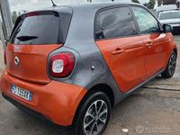 Usata Smart ForFour 71 CV (52 kW) 2015 Grigio Utilitaria