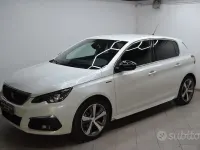 Usata Peugeot 308 GT-line 131 CV (96 kW) 2017 Bianco Berlina