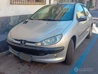 Usata Peugeot 206 68 CV (50 kW) 2004 Grigio Berlina