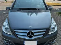 Usata Mercedes 180 109 CV (80 kW) 2011 Grigio Berlina