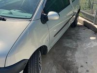 Usata Renault Twingo 58 CV (42 kW) 2005 Grigio Utilitaria