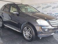 Usata Mercedes ML320 224 CV (164 kW) 2007 Grigio SUV