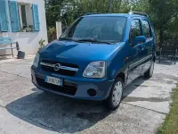 Usata Opel Agila 69 CV (50 kW) 2004 Bluazzurro Monovolume
