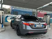 Usata Alfa Romeo Giulia 180 CV (132 kW) 2016 Grigio Berlina