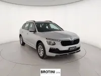 Usata Skoda Kamiq Selection 95 CV (69 kW) 2025 Argento metallizzato SUV