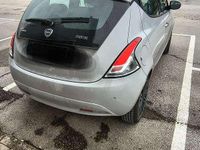 Usata Lancia Ypsilon Gold 69 CV (50 kW) 2021 Utilitaria