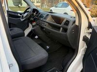 Usata VW Caravelle 150 CV (110 kW) 2019 Bianco Furgone