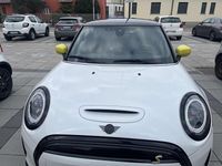 Usata Mini Cooper SE 75 kW (102 CV) 2023 Bianco Utilitaria