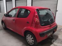 Usata Peugeot 107 68 CV (50 kW) 2008 Rosso Utilitaria
