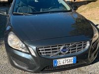 Usata Volvo S60 Kinetic 163 CV (119 kW) 2012 Grigio Berlina
