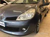 Usata Renault Clio II 75 CV (55 kW) 2008 Grigio Berlina