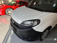 Usata Fiat Doblò S 120 CV (88 kW) 2022 Bianco Monovolume