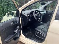 Usata Mercedes B200 Executive 156 CV (114 kW) 2014 Beige Monovolume