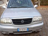 Usata Suzuki Grand Vitara 94 CV (69 kW) 2003 Argento SUV