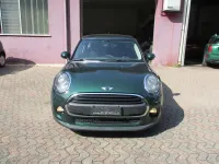 Usata Mini ONE 102 CV (75 kW) 2016 Verde Utilitaria
