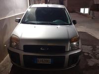 Usata Ford Fusion 68 CV (50 kW) 2007 Grigio Utilitaria