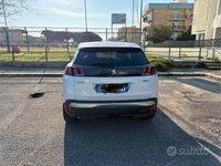 Usata Peugeot 3008 GT-line 120 CV (88 kW) 2019 Bianco SUV