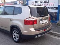 Usata Chevrolet Orlando LT 141 CV (103 kW) 2013 Champagne metallizzato Monovolume