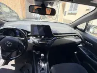 Usata Toyota C-HR 98 CV (72 kW) 2018 Bianco SUV