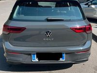 Usata VW Golf VIII Life 131 CV (96 kW) 2023 Grigio Berlina
