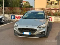 Usata Ford Focus Active 120 CV (88 kW) 2019 Grigio Station wagon