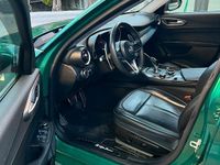 Usata Alfa Romeo Giulia 180 CV (132 kW) 2017 Verde Berlina