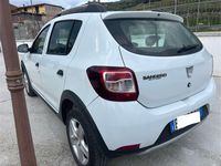 Usata Dacia Sandero Stepway 90 CV (66 kW) 2014 Berlina