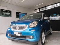 Usata Smart ForFour 71 CV (52 kW) 2015 Blu Utilitaria