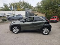 Usata Toyota Aygo X Trend 72 CV (52 kW) 2022 Grigio SUV