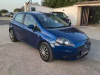 Usata Fiat Grande Punto 65 CV (47 kW) 2009 Bluazzurro Utilitaria