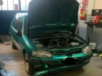 Usata Peugeot 106 44 CV (32 kW) 1996 Verde Utilitaria
