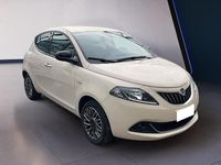 Usata Lancia Ypsilon Gold 70 CV (51 kW) 2021 Bianco Utilitaria