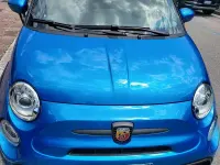 Usata Abarth 695 179 CV (131 kW) 2023 Blu/azzurro Utilitaria