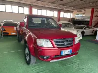 Usata Tata Xenon 150 CV (110 kW) 2012 Rosso Pick-up