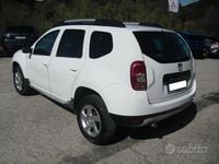 Usata Dacia Duster Lauréate 110 CV (80 kW) 2012 Bianco SUV