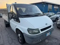 Usata Ford Transit 90 CV (66 kW) 2002 Bianco Furgone