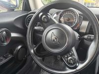 Usata Mini Cooper D 116 CV (85 kW) 2019 Arancione Utilitaria