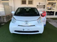 Usata Toyota iQ Sol 68 CV (50 kW) 2010 Bianco Utilitaria