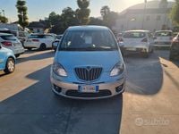 Usata Lancia Musa Gold 95 CV (69 kW) 2011 Grigio Monovolume