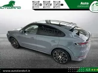 Nuova Porsche Cayenne 500 CV (367 kW) 2025 Grigio pastello SUV