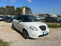 Usata Lancia Ypsilon 90 CV (66 kW) 2007 Bianco Utilitaria