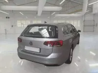 Usata VW Passat Business 122 CV (89 kW) 2023 Grigio Station wagon
