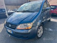 Usata Fiat Idea Emotion 70 CV (51 kW) 2004 Blu Monovolume