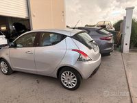 Usata Lancia Ypsilon 69 CV (50 kW) 2011 Grigio Utilitaria