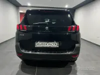 Usata Peugeot 5008 Allure 131 CV (96 kW) 2021 Nero SUV