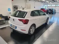 Usata VW Polo Life 95 CV (69 kW) 2022 Bianco Utilitaria