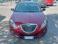Usata Lancia Delta 120 CV (88 kW) 2011 Rosso Utilitaria
